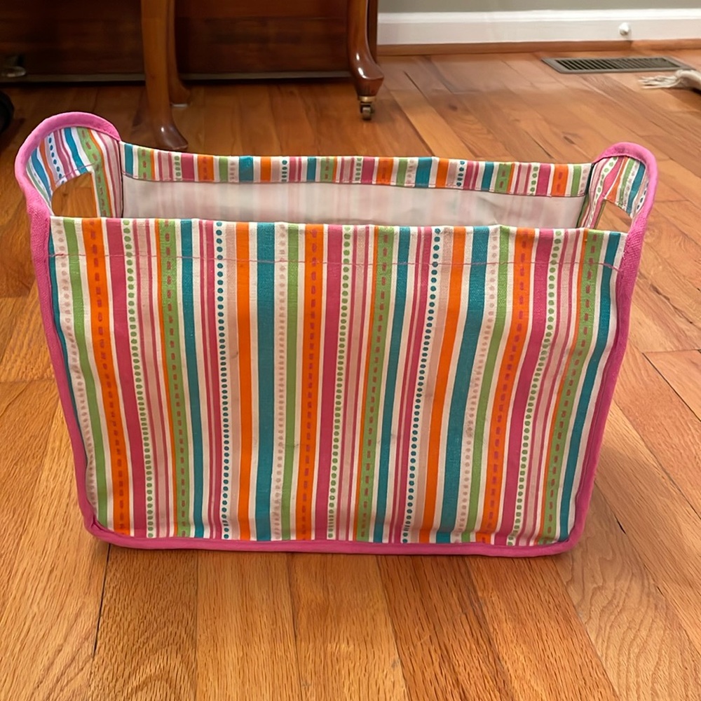 Thirty-One Canvas Bag. Oblong w/Handles. Multi-Color Striped. GUC